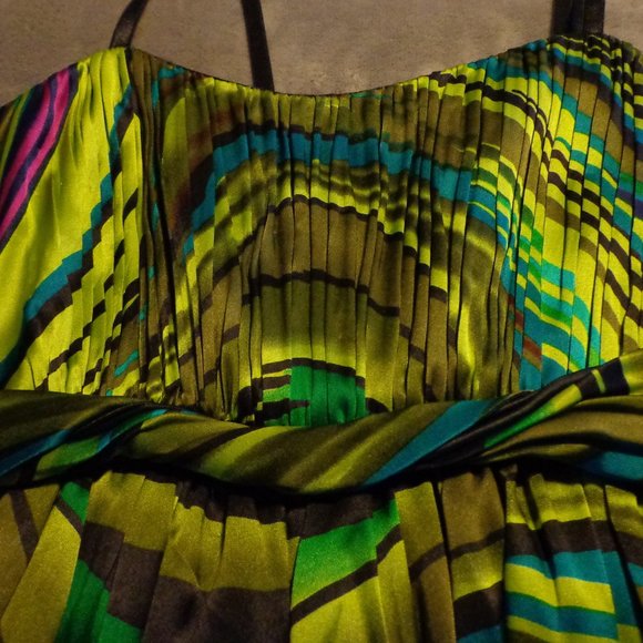 Elegant Multicolor Striped Prom Dress - Picture 3 of 9